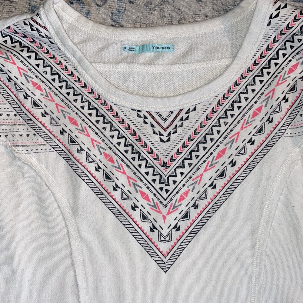 Maurice’s Patterned Sweatshirt - Picture 2 of 5